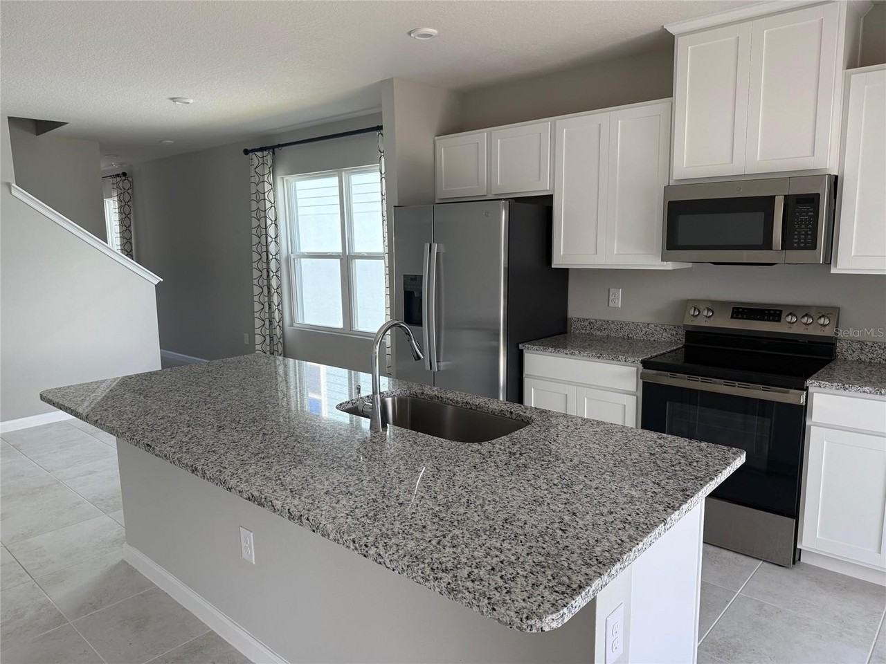 1200 Port Blue Way - Photo 6 of 17