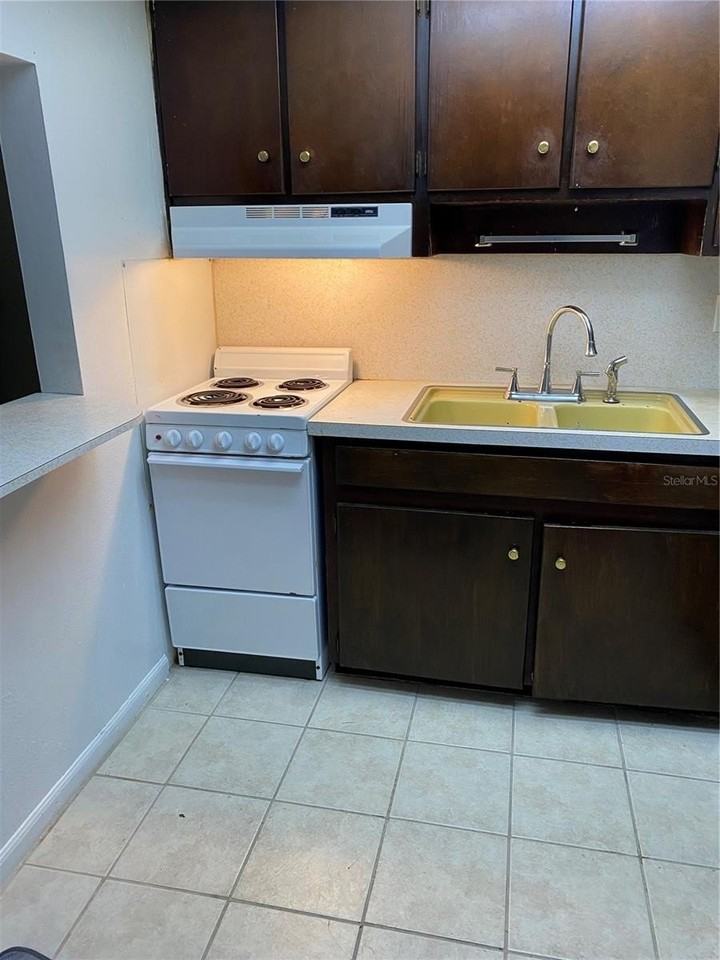 2500 Harn Blvd #F5 - Photo 2 of 8