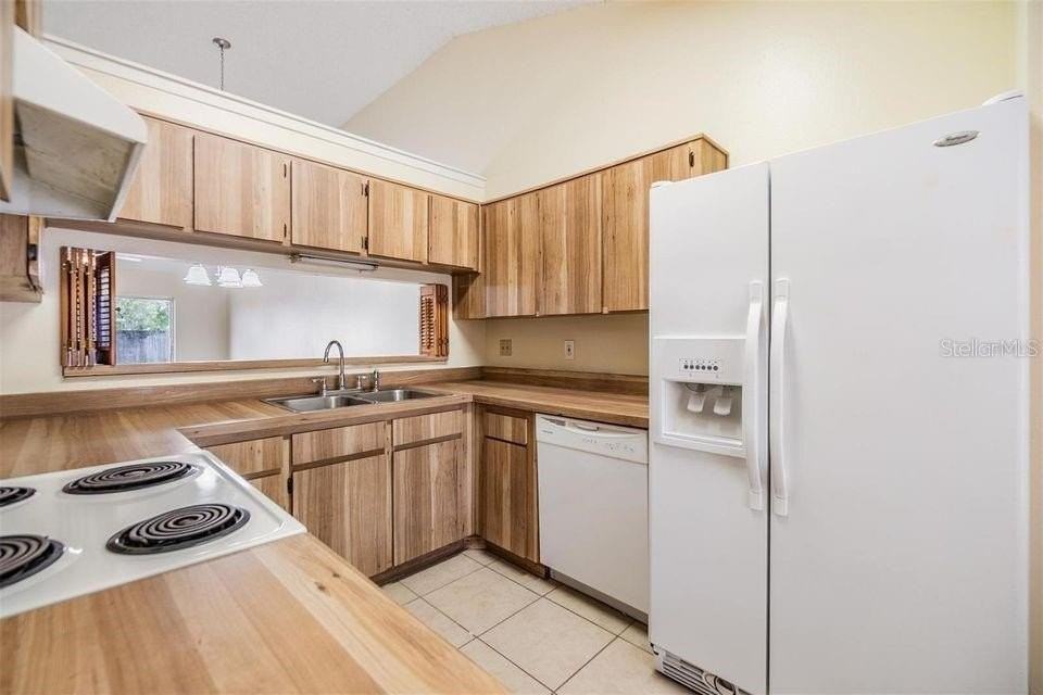 3302 Laurel Dale Dr - Photo 6 of 26