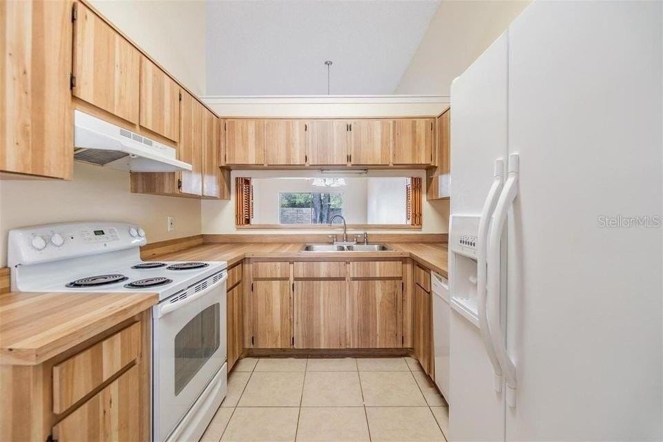 3302 Laurel Dale Dr - Photo 7 of 26