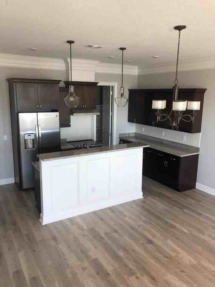 3026 Dock St - Photo 6 of 25