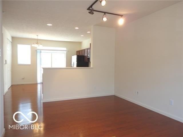 73 Florence St - Photo 5 of 19