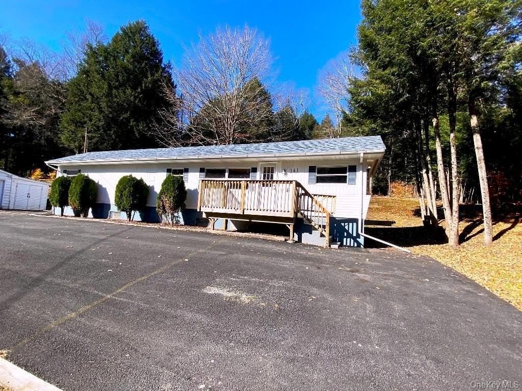 141 Gale Rd - Photo 3 of 18