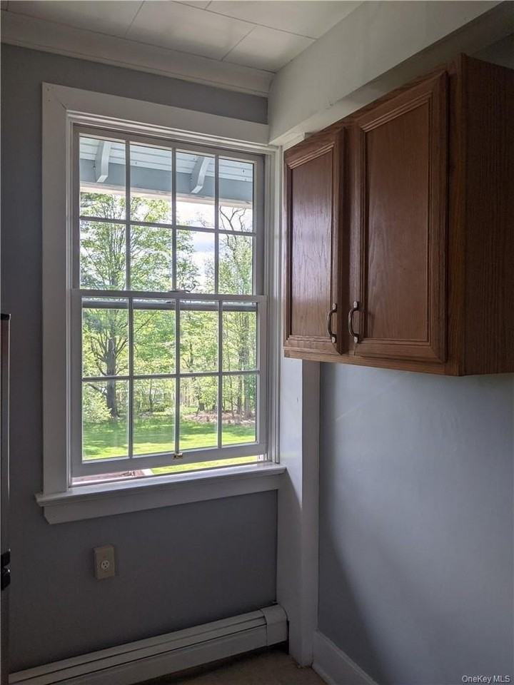 176 Pine Tree Rd Unit 2 #2 - Photo 5 of 19