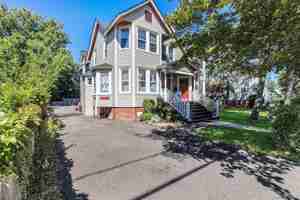 featured image of 43 James St