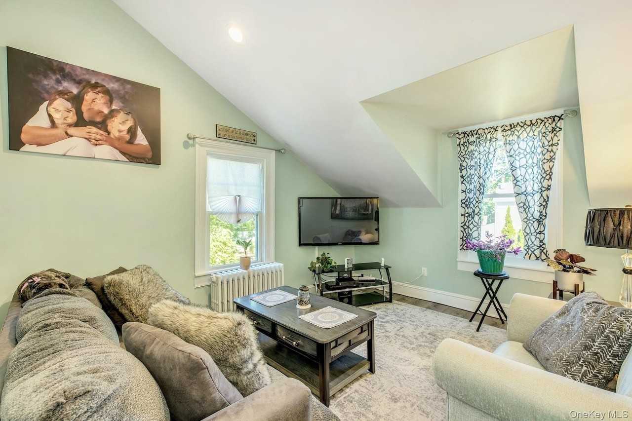 43 James St - Photo 3 of 11