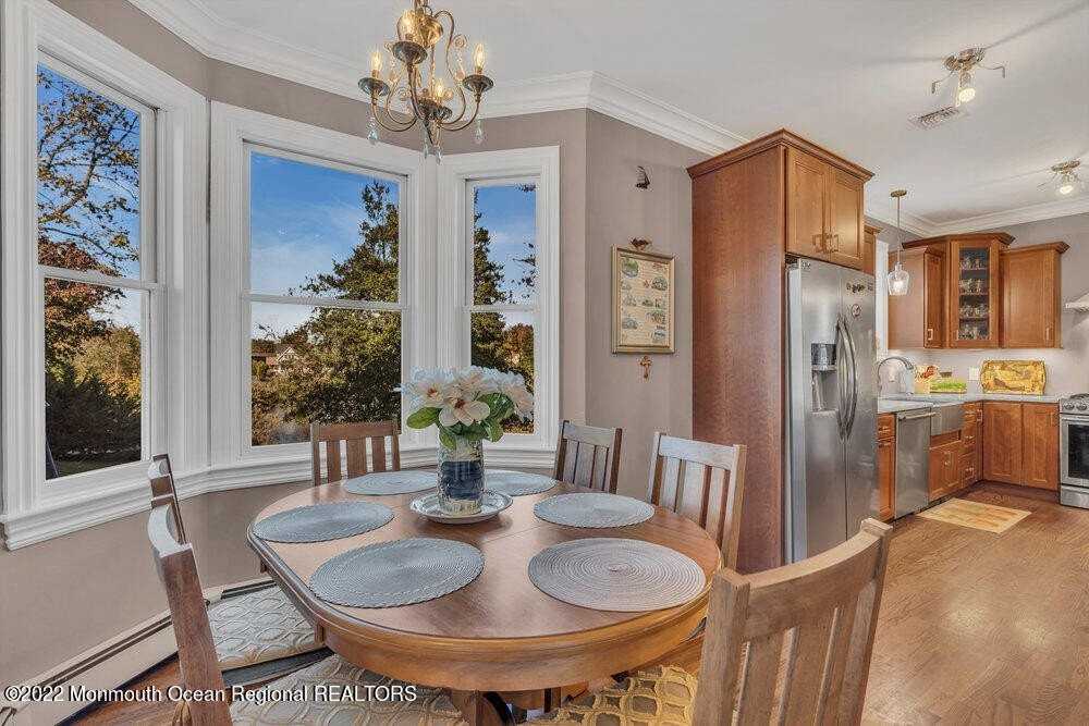 612 Lake Ave - Photo 5 of 22