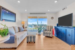 featured image of 422 Ocean Blvd N Apt 3j #3J