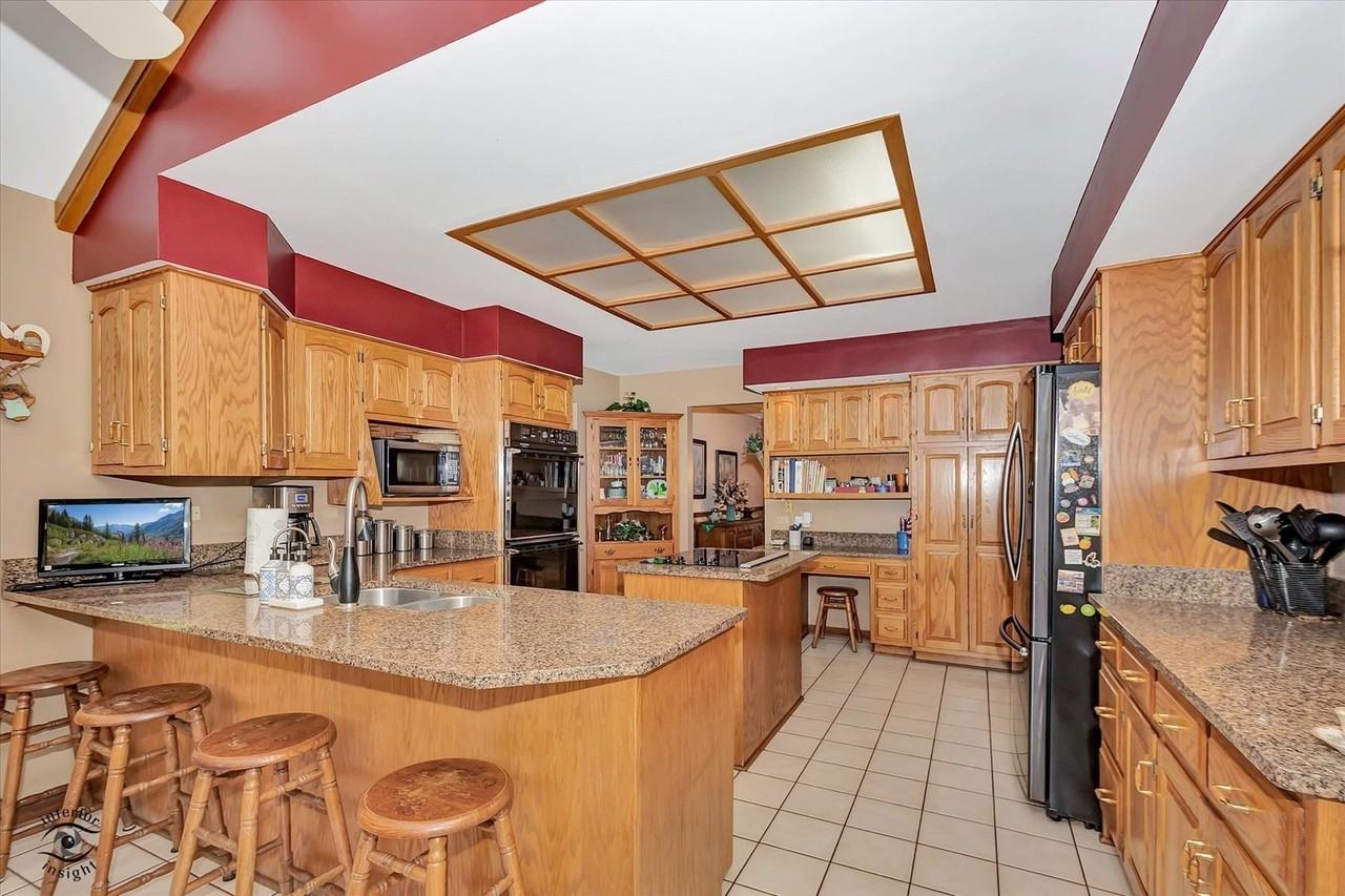 15707 S Route 59 - Photo 6 of 28