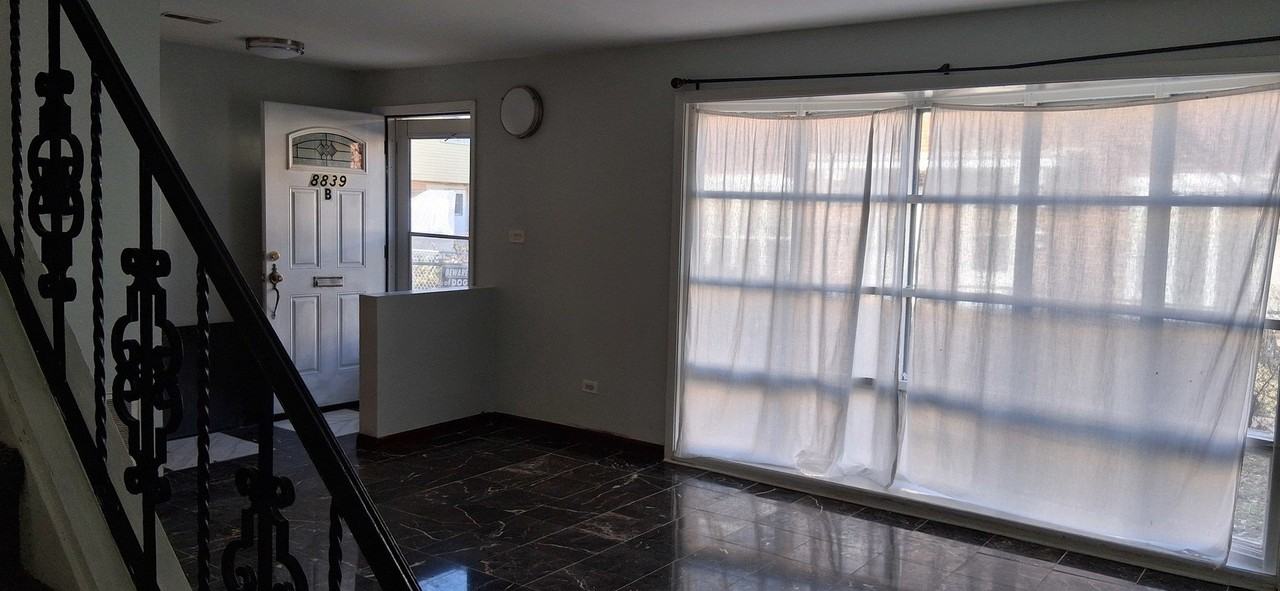 8839 Robin Dr Apt B #B - Photo 2 of 12