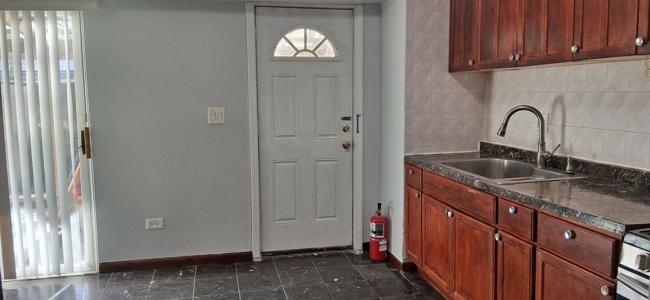 8839 Robin Dr Apt B #B - Photo 4 of 12