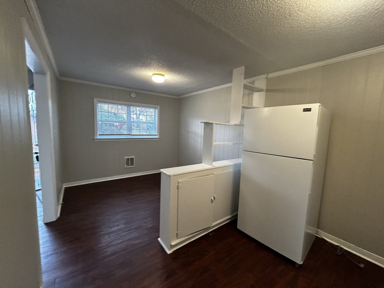 4052 Homer St #2 - Photo 3 of 10