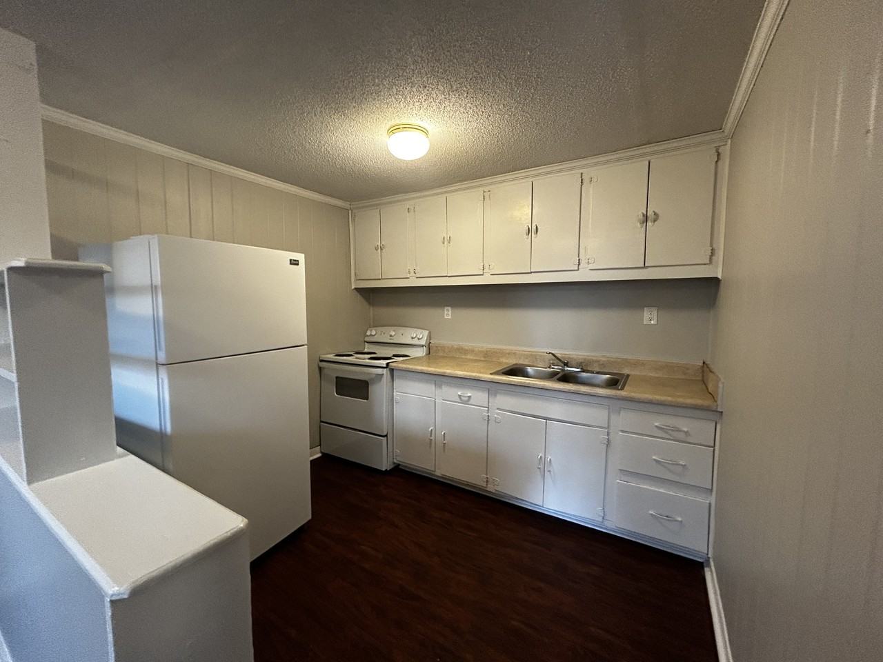 4052 Homer St #2 - Photo 4 of 10