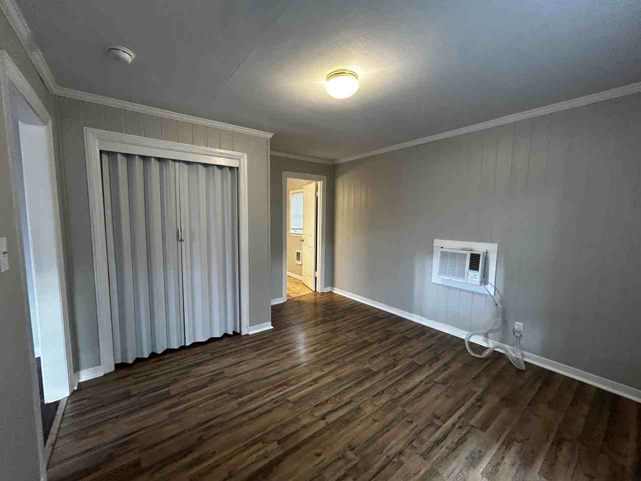 4052 Homer St #2 - Photo 6 of 10