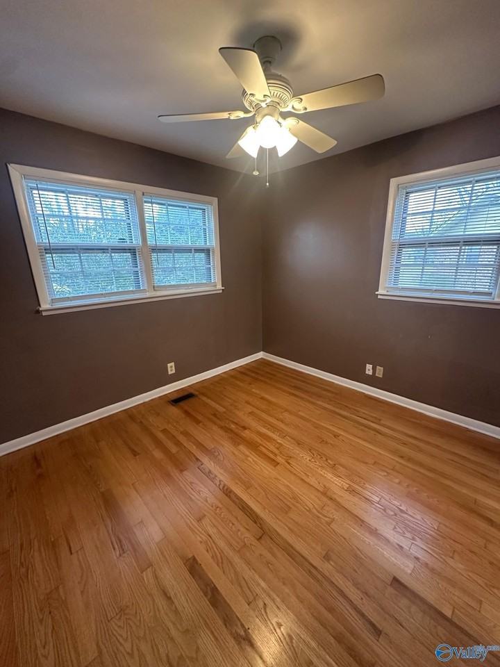 3319 Barton Ave Nw - Photo 5 of 10