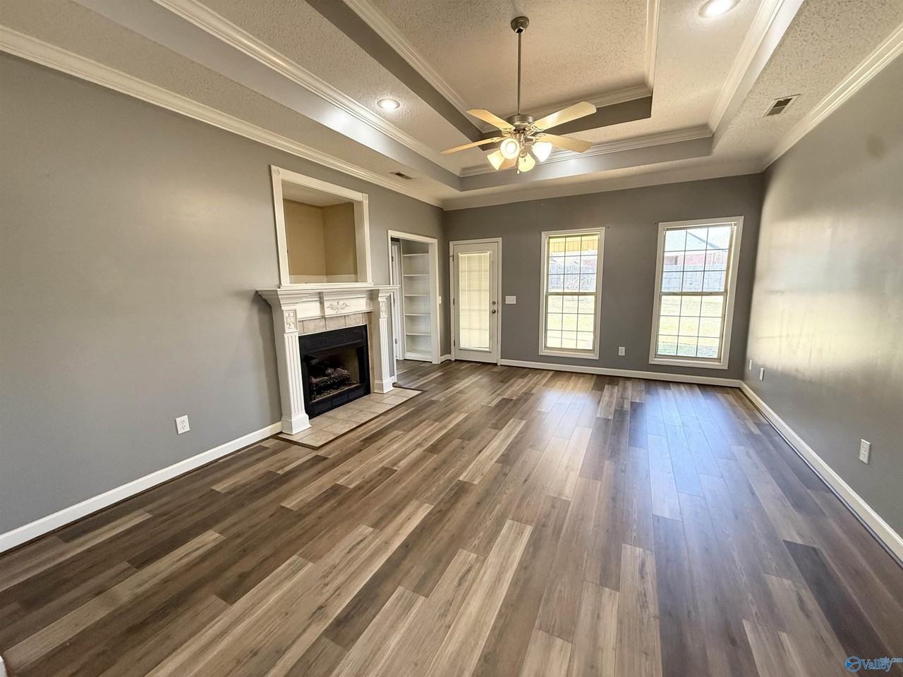 230 Bonaire Dr - Photo 2 of 12