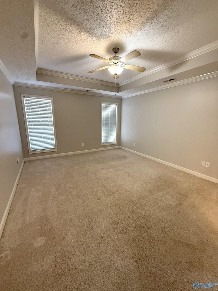 230 Bonaire Dr - Photo 6 of 12