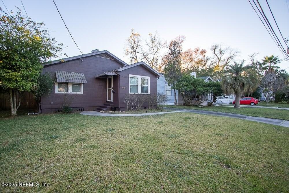 3620 Myra St - Photo 5 of 28