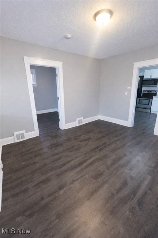 4415 Pearse Ave - Photo 5 of 17