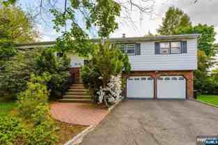 40-10 Paterson St - Photo 1 of 1