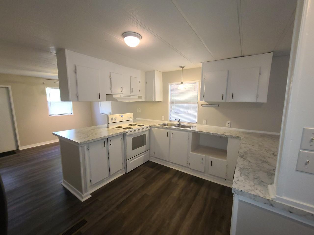 8405 Verano St - Photo 7 of 21