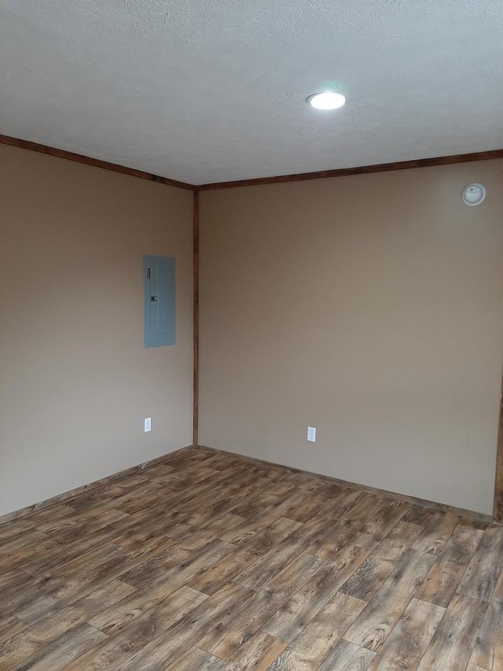 416 Shawnee Avenue EastApt 01 #01 - Photo 2 of 12