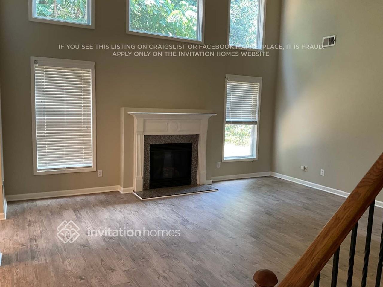 1917 Peach Shoals Cir - Photo 2 of 10