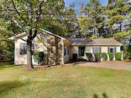 featured image of 505 Southmoor Cir