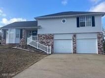 1402 Sunshine Dr - Photo 1 of 1