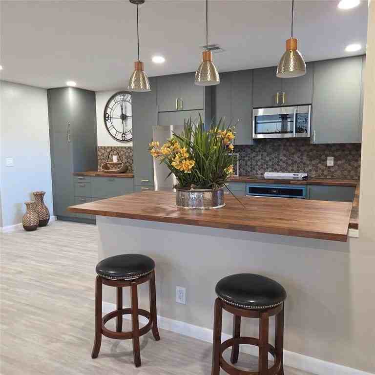 5385 Lakefront Blvd #A - Photo 6 of 31