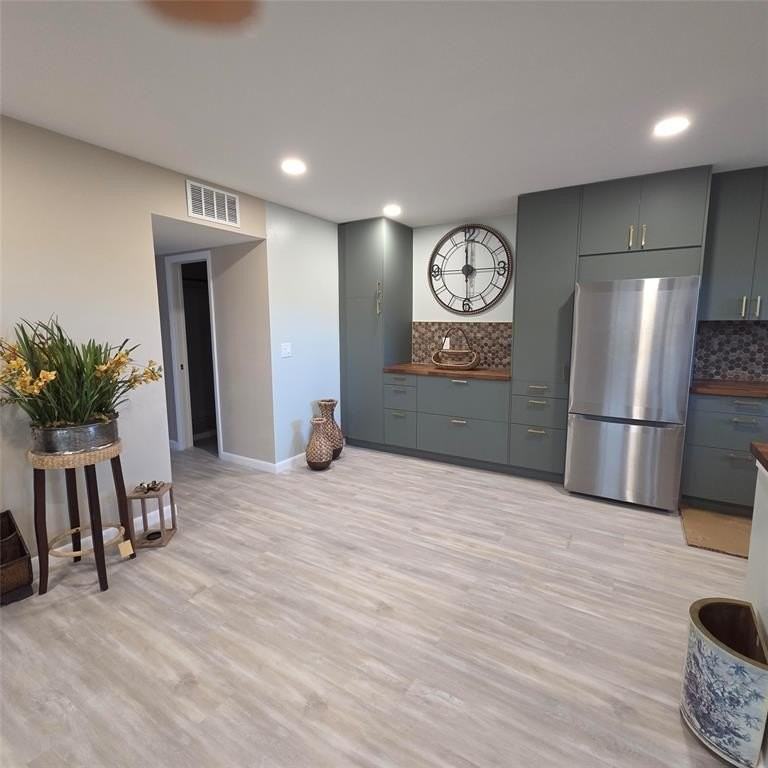 5385 Lakefront Blvd #A - Photo 7 of 31