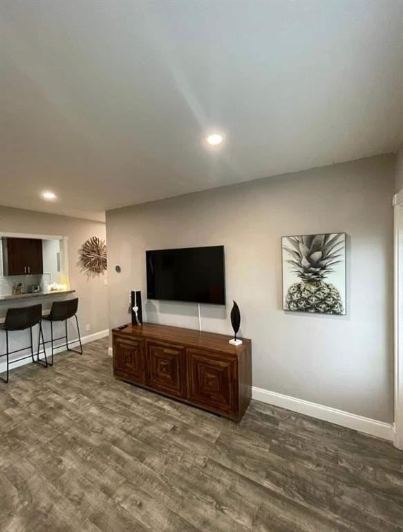 402 Sw 12th St - Photo 2 of 6