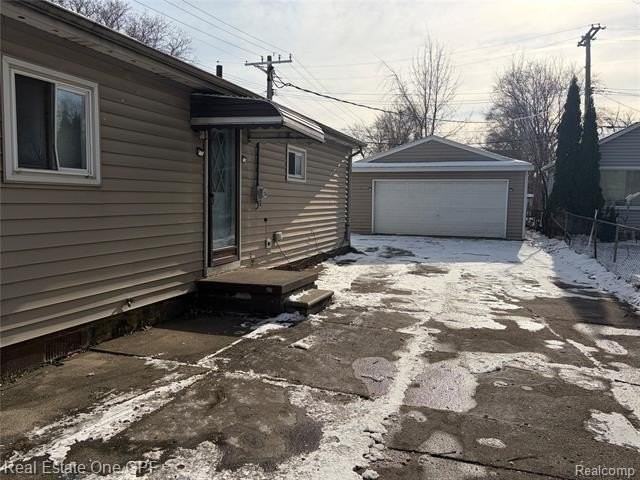 14960 Alberta Ave - Photo 7 of 10