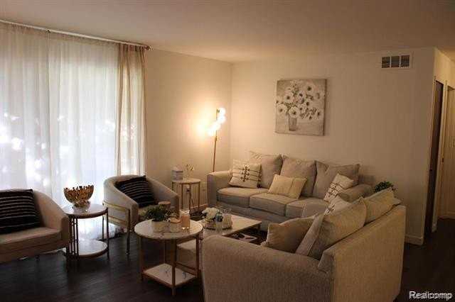 12060 15 Mile Rd - Photo 6 of 24