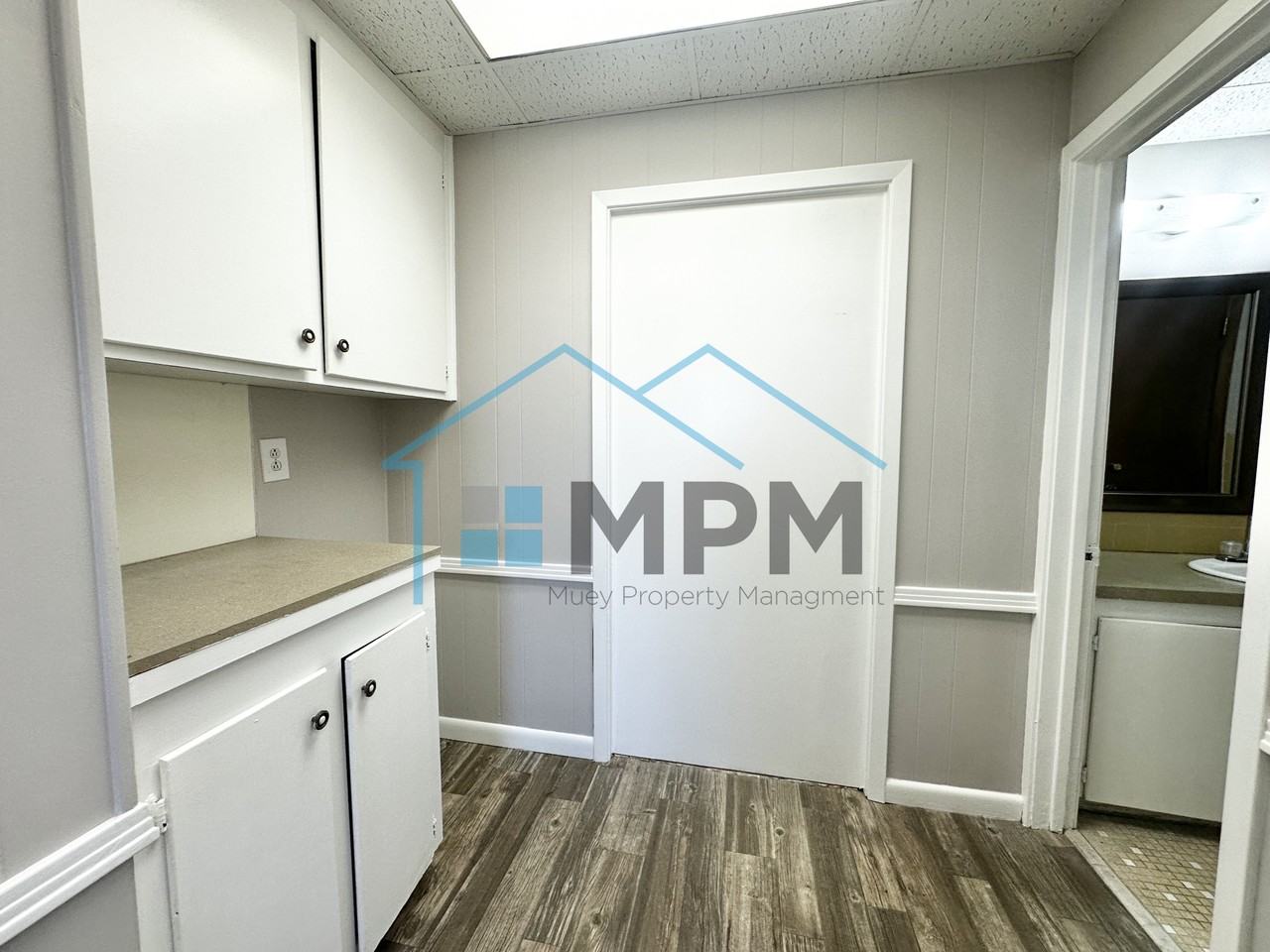 2111 Honor St #1 - Photo 4 of 9