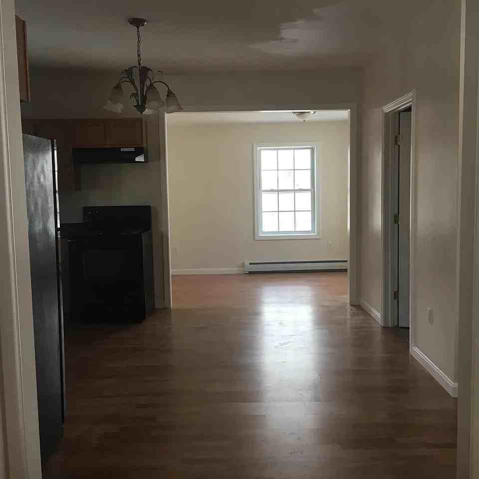 15 Jordan St #1 - Photo 4 of 15