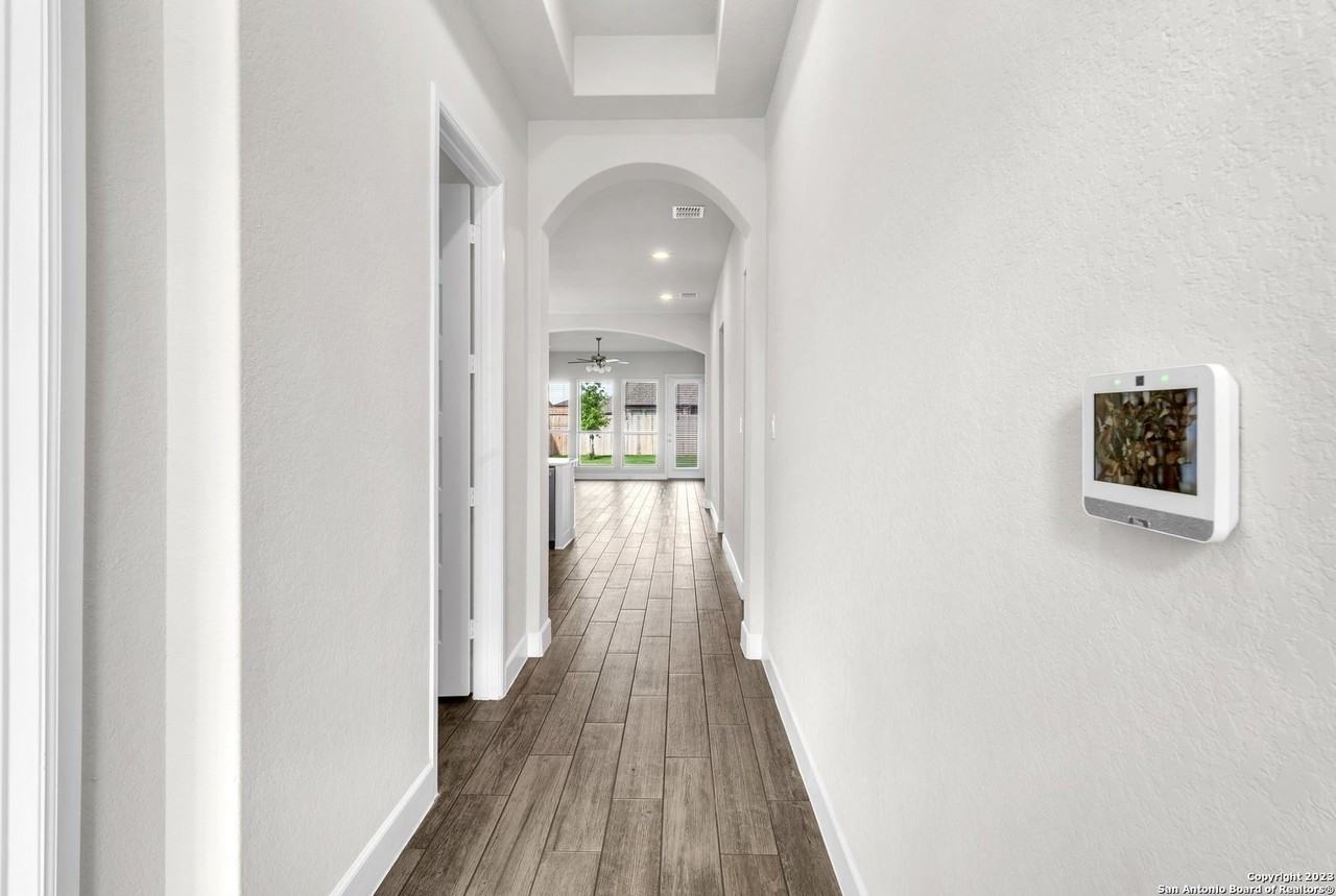 14182 Blind Bandit Crk - Photo 4 of 27