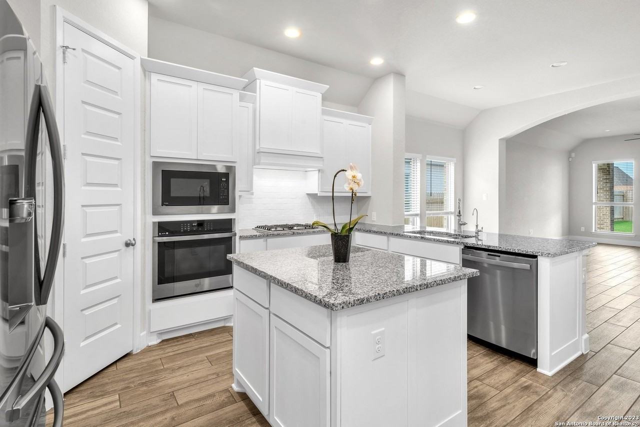 14182 Blind Bandit Crk - Photo 7 of 27