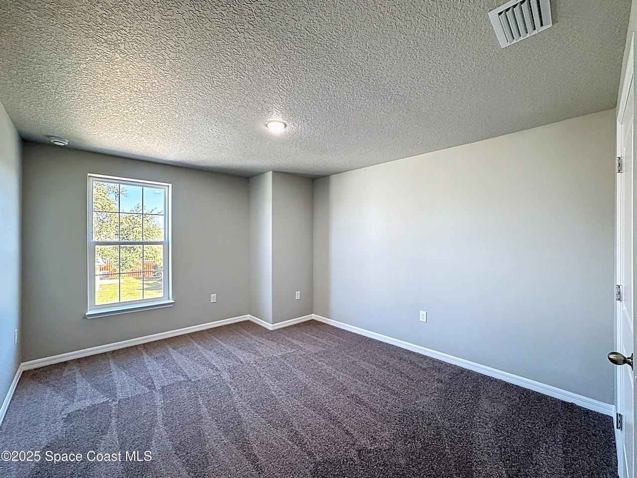 532 L M Davey Ln - Photo 4 of 21