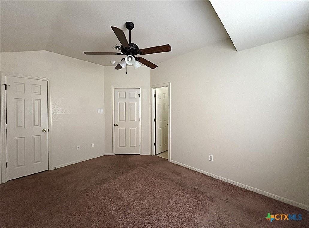 1002 W Avenue B #B - Photo 6 of 14