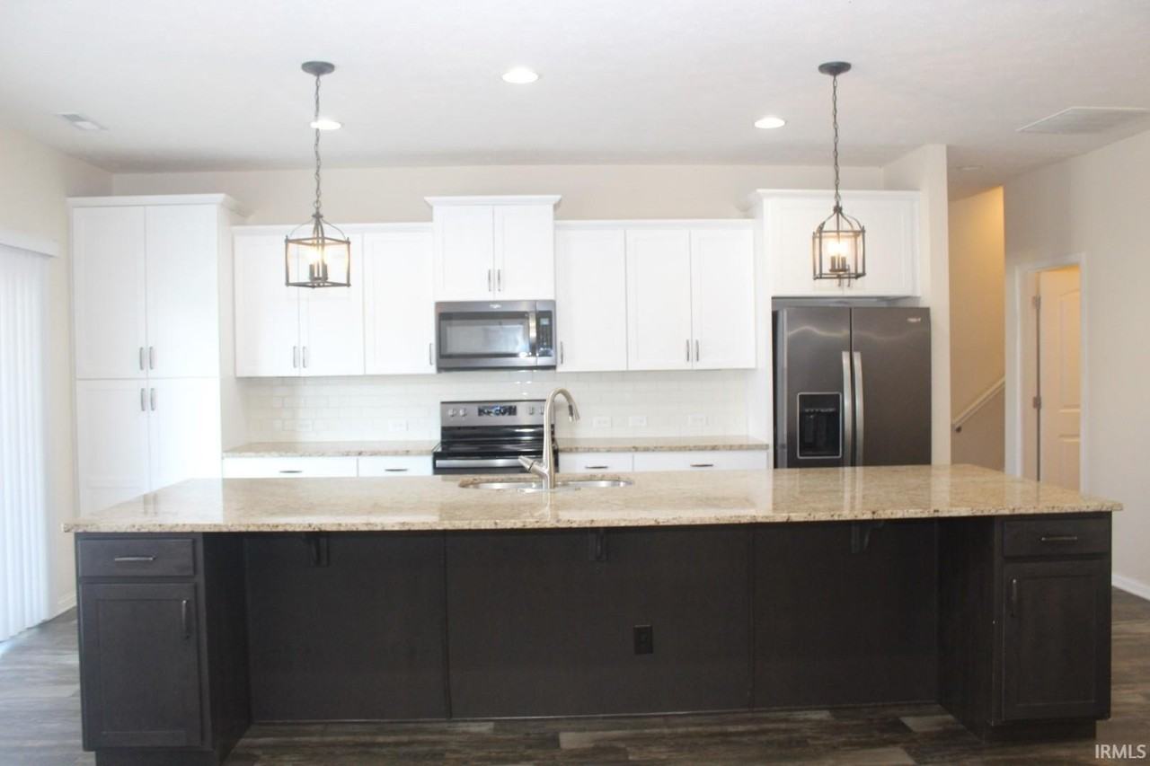 3187 Megan Dr - Photo 6 of 28