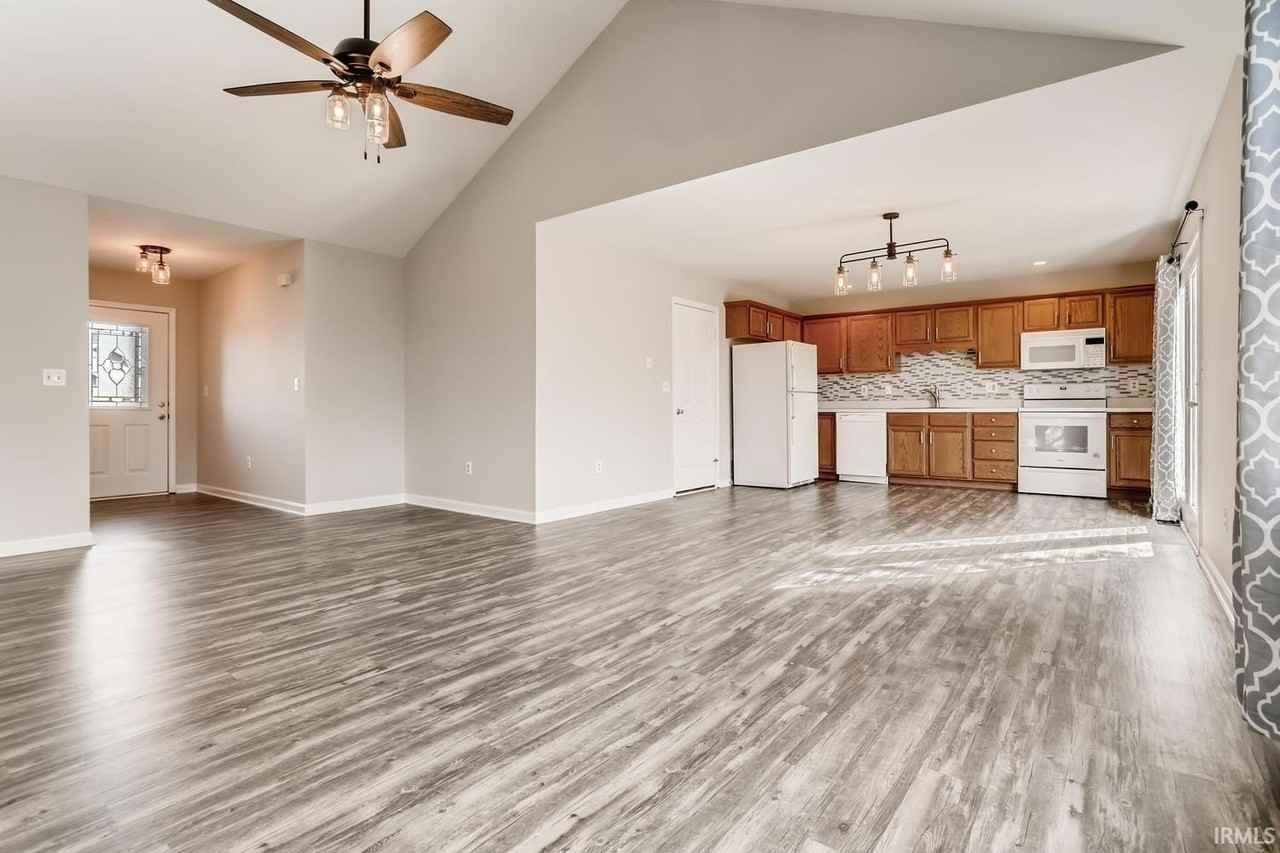 4133 Trinity Dr - Photo 6 of 30