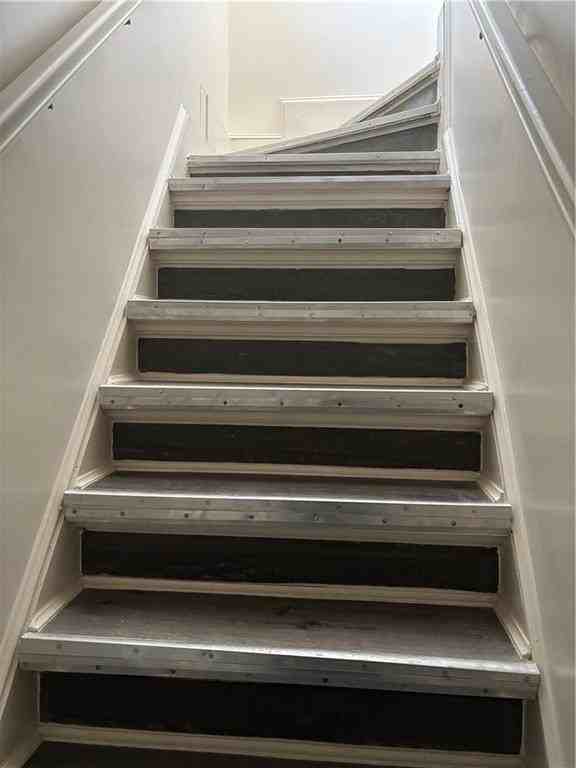 21 Forest Ave Unit 2 #2 - Photo 3 of 18