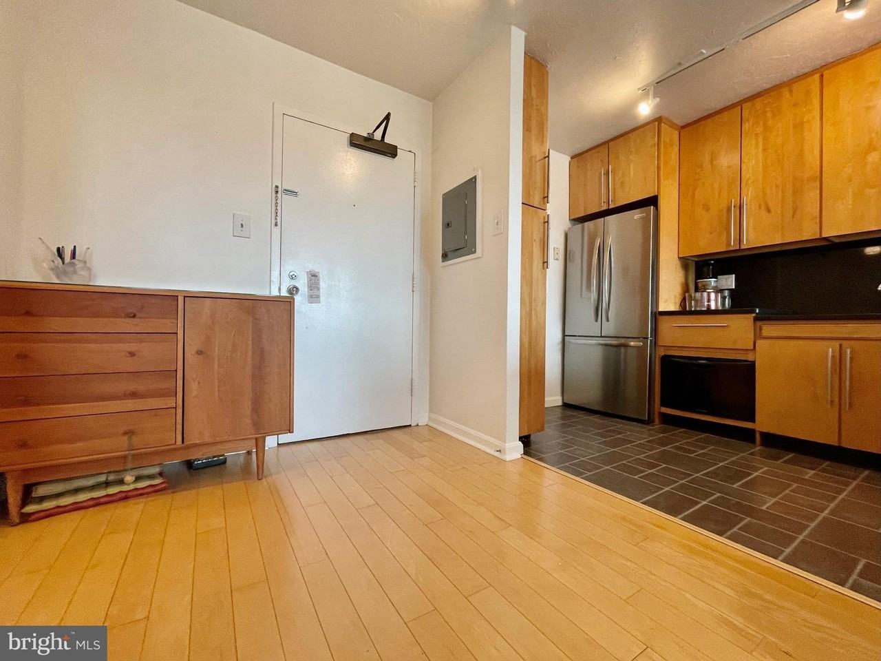 1301 20th St Nw Apt 805 #805 - Photo 4 of 27