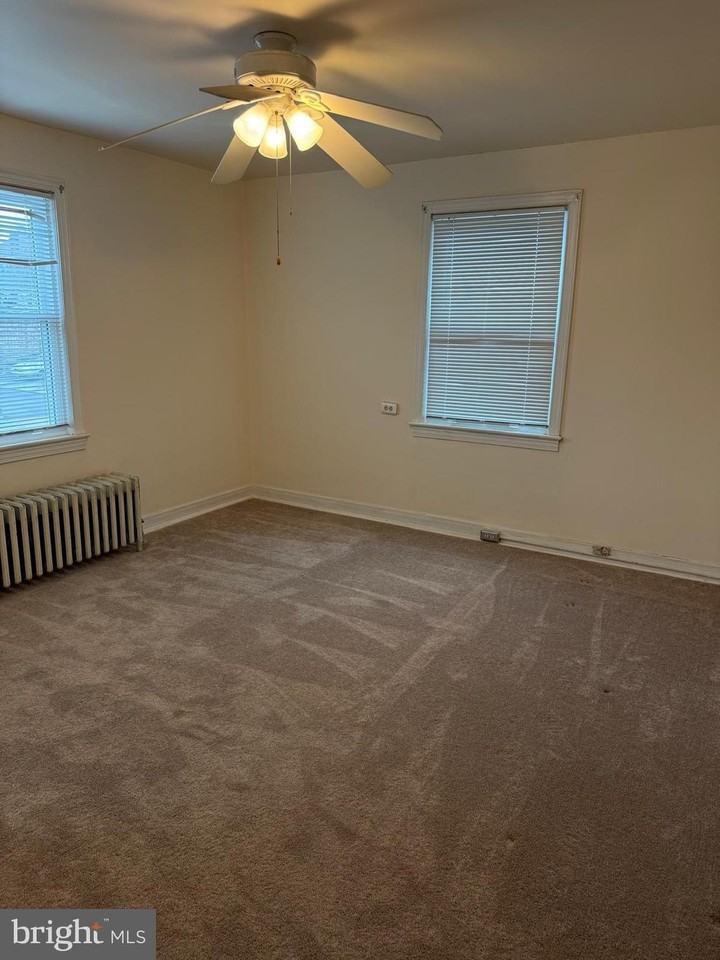 2211 32nd Pl Se - Photo 6 of 17