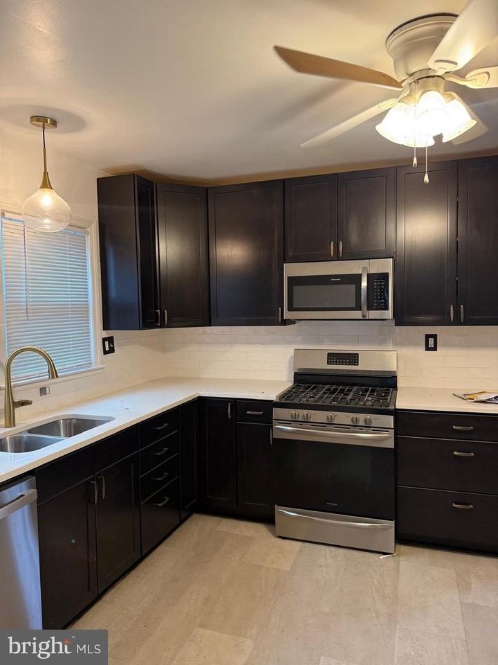 2211 32nd Pl Se - Photo 6 of 24