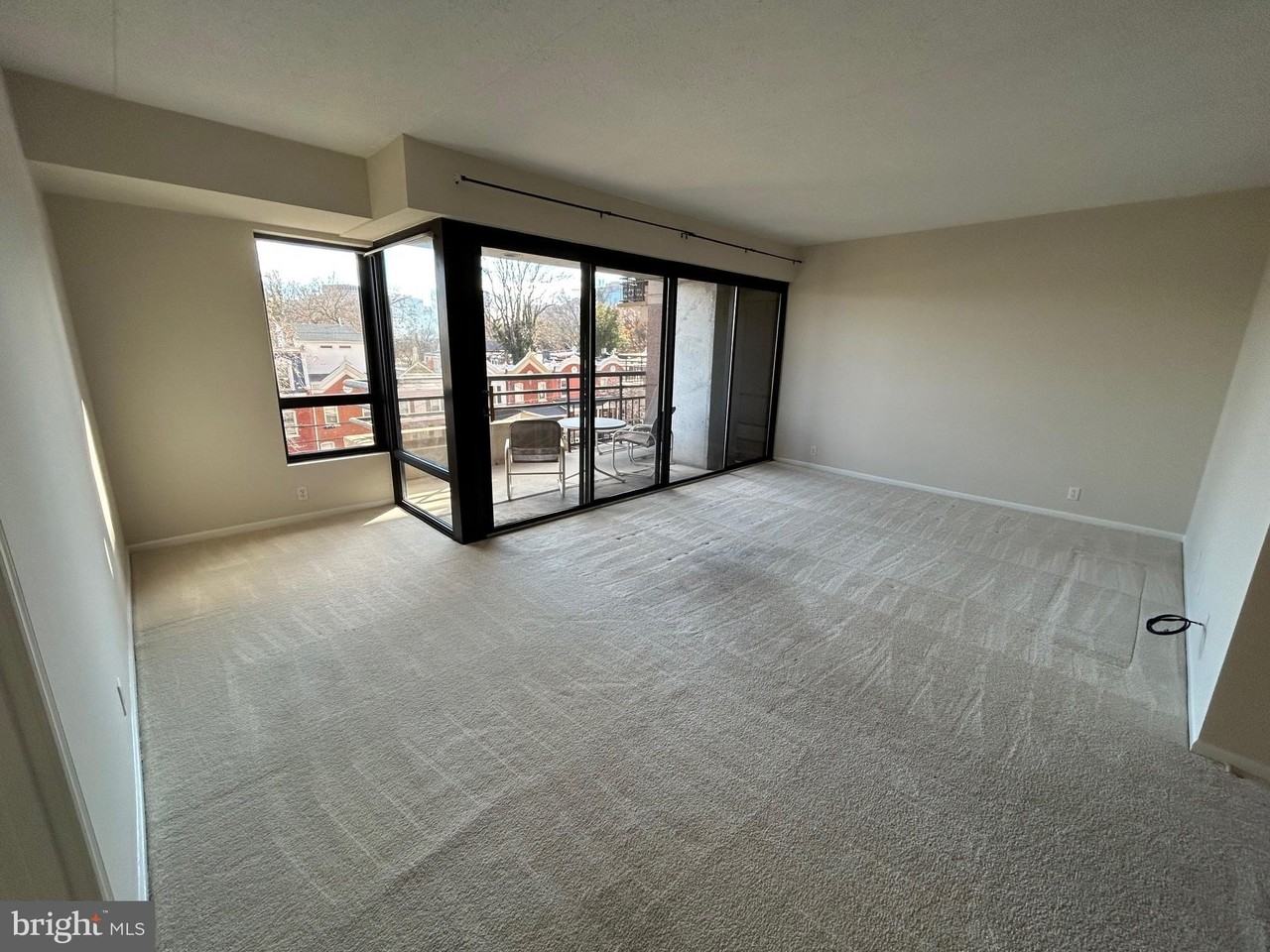 1100 Lovering Ave Apt 204 #204 - Photo 3 of 13