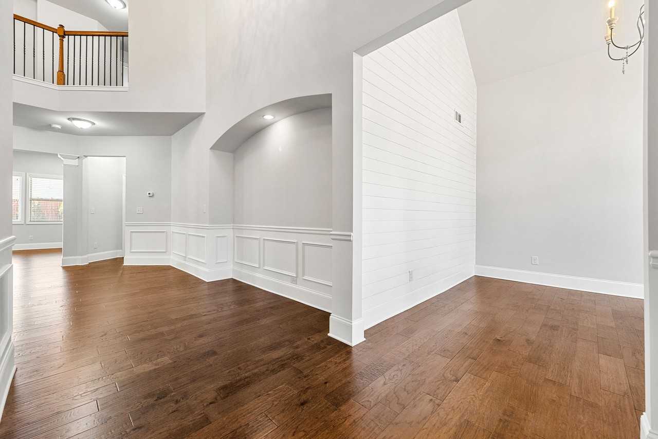 5230 Scenic Valley Dr #1 - Photo 4 of 50