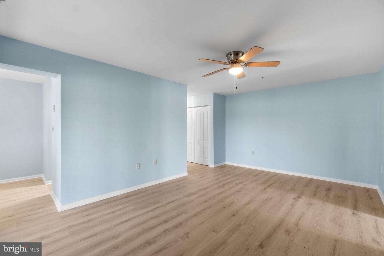 8378 Montgomery Run Rd Apt D #D - Photo 5 of 30