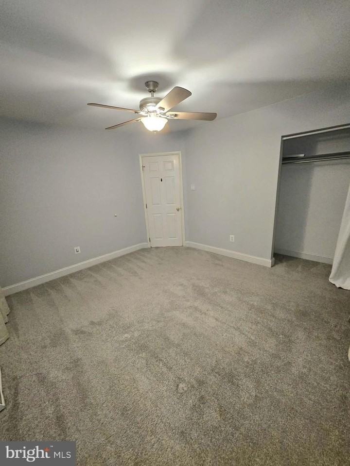 30 Clark Dr - Photo 5 of 14